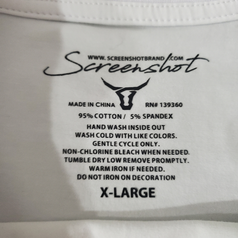 Retro Grafic tee - Picture 2 of 2
